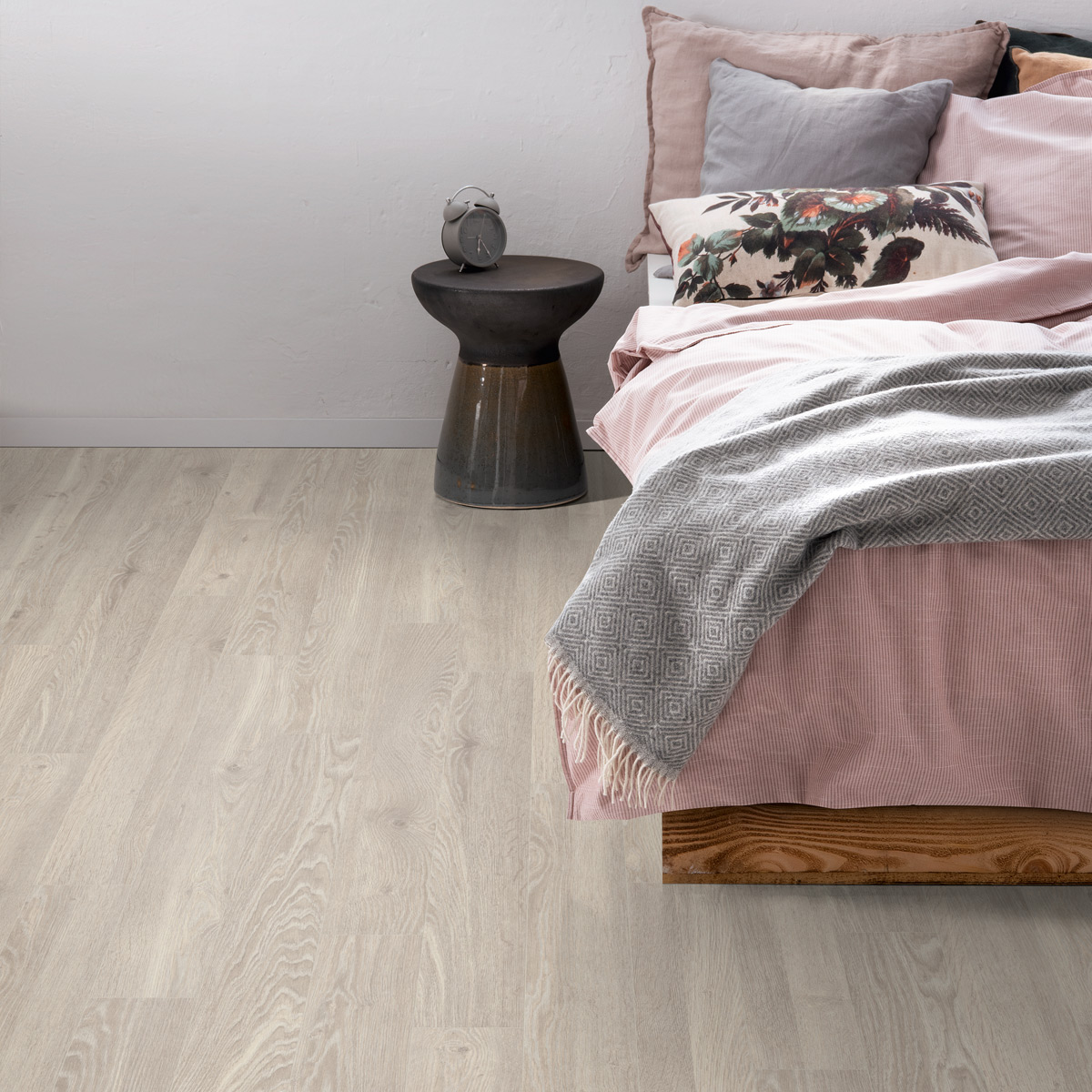 White Corton Oak – Grey LVT Flooring LVT flooring – Floorna Dubai